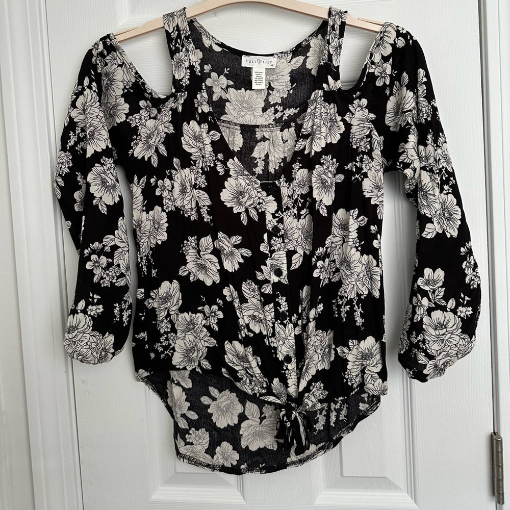 Floral top